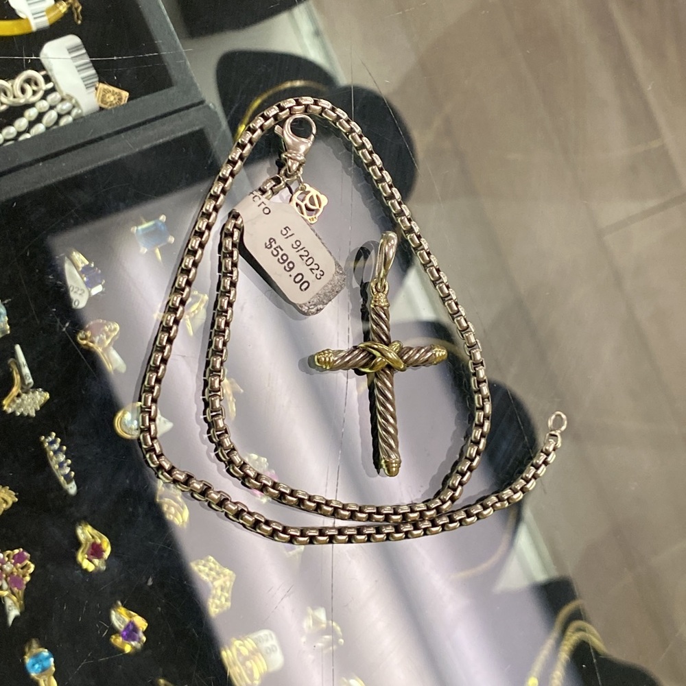 David Yurman 14k Gold & Sterling Pendant Necklace ✨No lower offers please✨